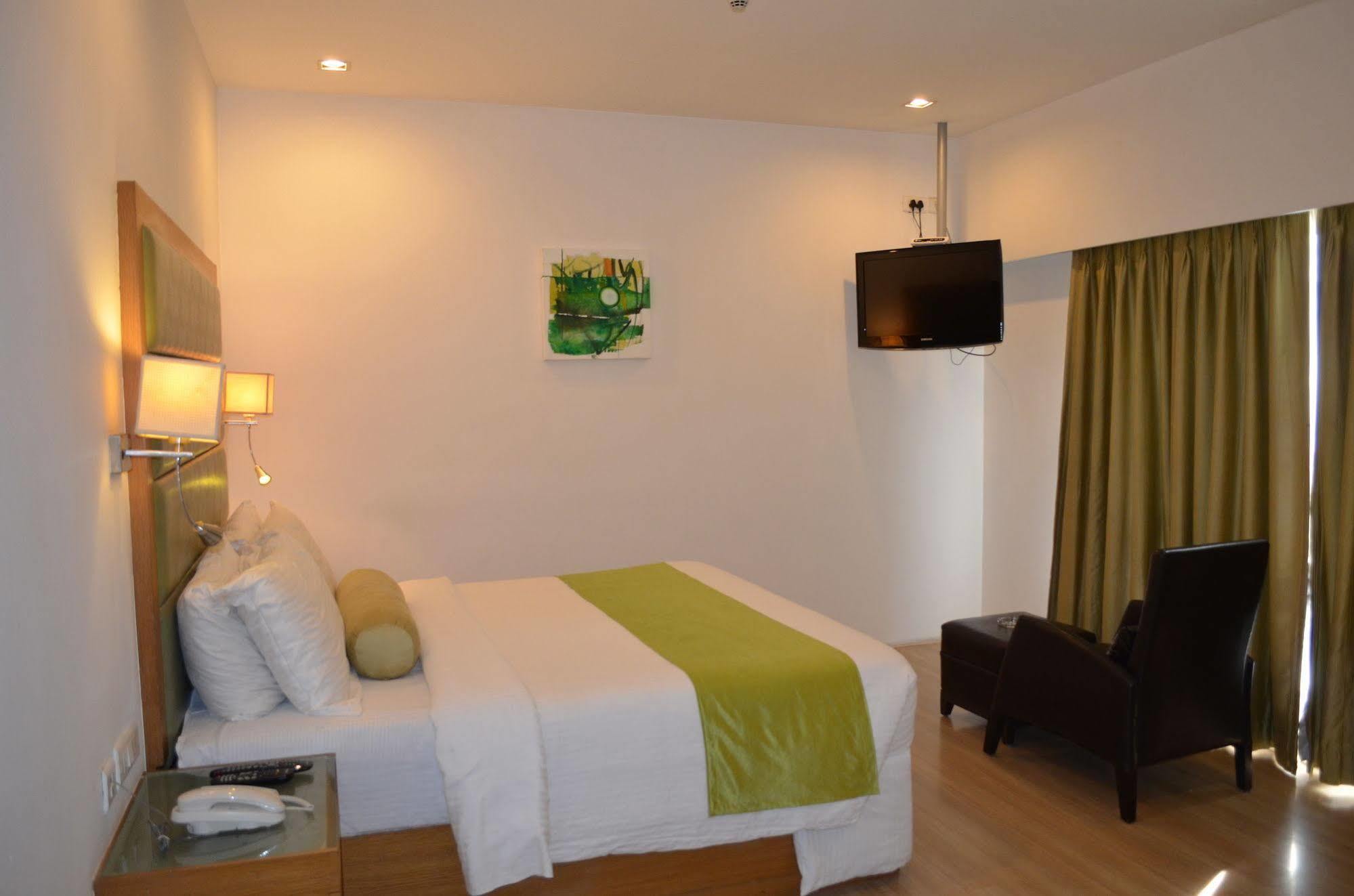 Peerless Hotel حيدر أباد المظهر الخارجي الصورة