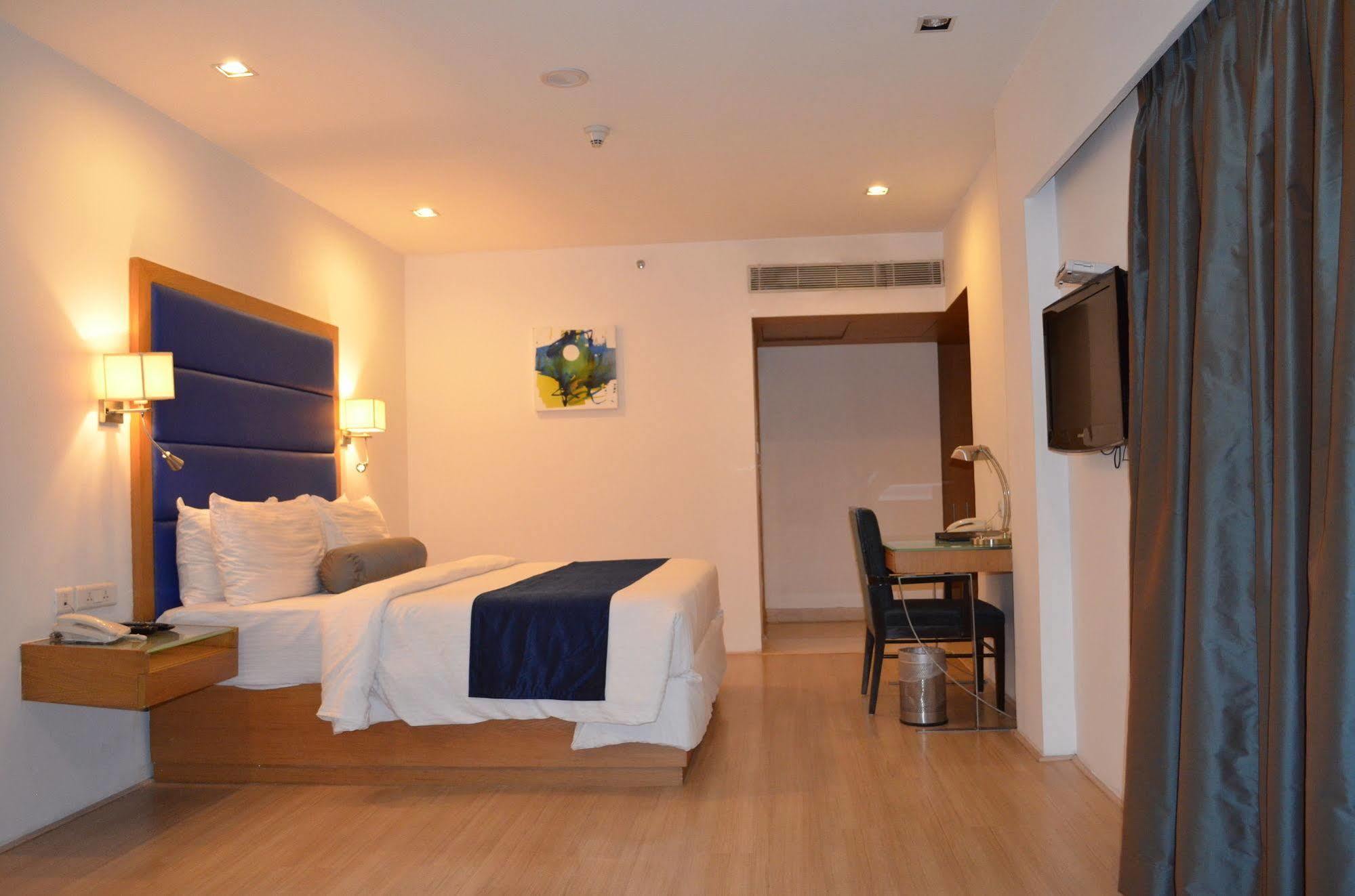 Peerless Hotel حيدر أباد المظهر الخارجي الصورة